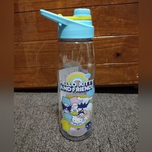 Hello Kitty and Friends Water Bottle 28 FL OZ
